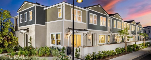 3302 S. ROCKHURST PASEO, Ontario CA: https://media.crmls.org/medias/f3ff2776-d2fa-4a68-b14c-a8e91c9c887b.jpg