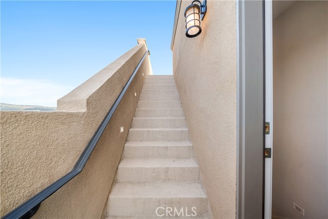 41 Stable Dr, Rancho Mission Viejo CA: https://media.crmls.org/medias/f3fff0e5-9366-4a91-8a79-8d634c87a074.jpg