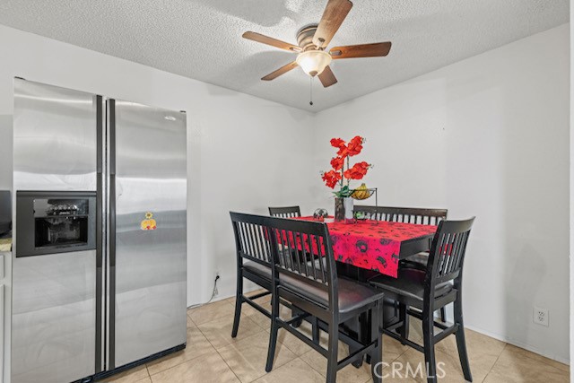 Detail Gallery Image 8 of 34 For 2040 W Avenue J13 #3,  Lancaster,  CA 93536 - 3 Beds | 2 Baths