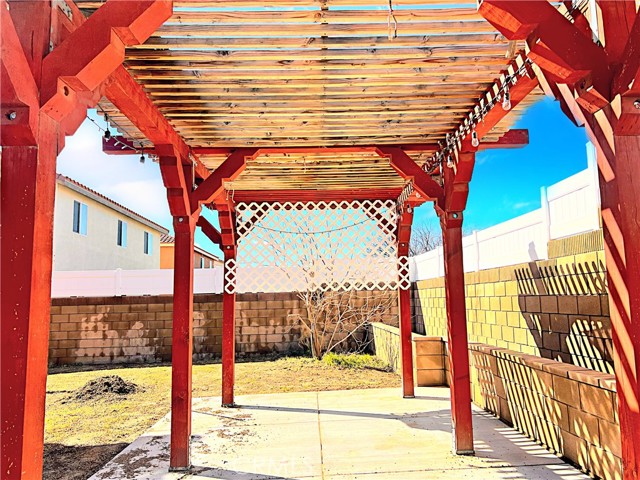 Detail Gallery Image 43 of 51 For 2745 Garnet Ln, Lancaster,  CA 93535 - 5 Beds | 3 Baths