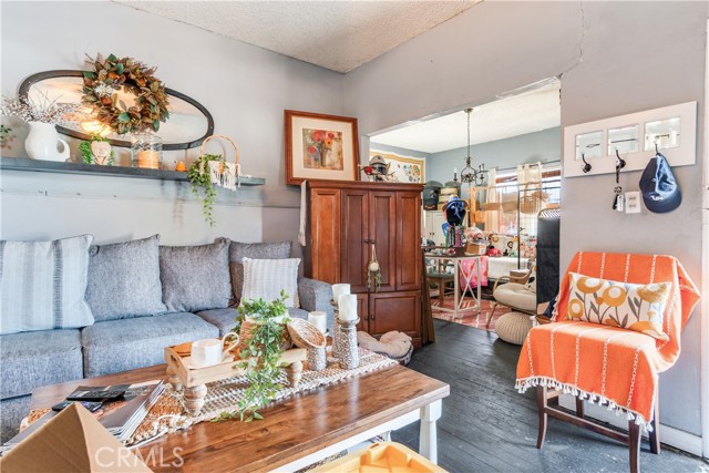 Detail Gallery Image 3 of 10 For 2202 Gates St, Lincoln Heights,  CA 90031 - 1 Beds | 1 Baths