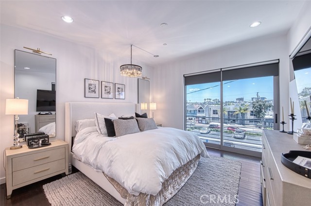 Detail Gallery Image 28 of 35 For 409 29th Street, Newport Beach,  CA 92663 - 3 Beds | 3/2 Baths