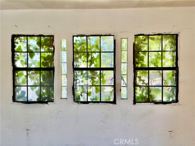 Detail Gallery Image 42 of 48 For 5209 Sylmar Ave, Sherman Oaks,  CA 91401 - 2 Beds | 2 Baths
