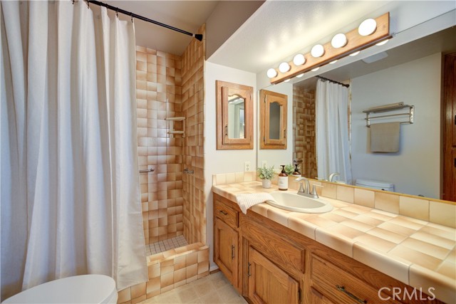 1629 Hillsboro Drive, Santa Maria CA: https://media.crmls.org/medias/f4046991-96e3-4382-9c27-5b3a588471de.jpg