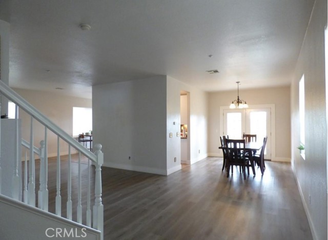 Detail Gallery Image 3 of 30 For 6279 Long Cove Dr, Fontana,  CA 92336 - 4 Beds | 2/1 Baths