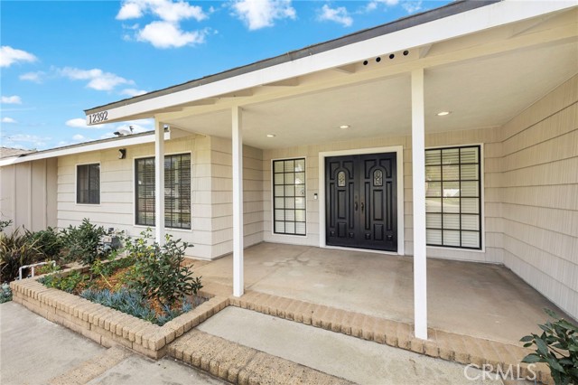 Detail Gallery Image 4 of 31 For 12392 Country Lane, North Tustin,  CA 92705 - 4 Beds | 3 Baths