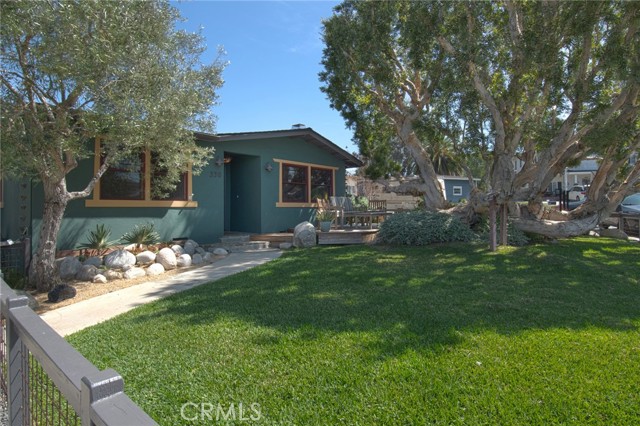 Detail Gallery Image 39 of 41 For 330 Colleen Pl, Costa Mesa,  CA 92627 - 4 Beds | 3 Baths