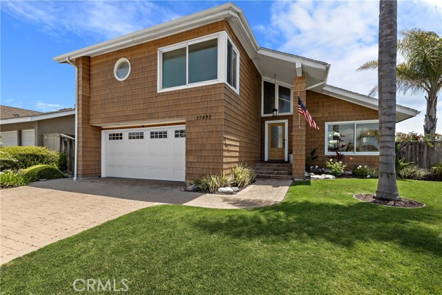 27492 Via Valor, Dana Point CA: https://media.crmls.org/medias/f4065e86-5228-4a7b-b182-1d7e116402e0.jpg