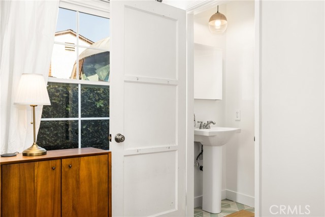 Detail Gallery Image 27 of 43 For 1840 Elmfield Ave, Long Beach,  CA 90815 - 3 Beds | 1/1 Baths