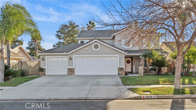 Detail Gallery Image 1 of 46 For 1078 Salem Dr, Corona,  CA 92881 - 4 Beds | 3 Baths