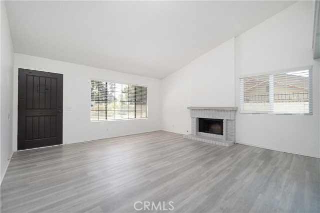 491 Las Lomas Road, Duarte CA: https://media.crmls.org/medias/f406f225-9cab-4277-a767-951179ee6d23.jpg