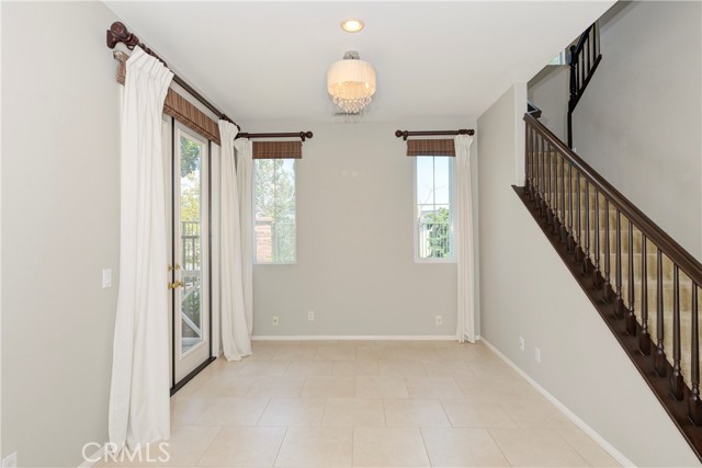 17 Danbury, Ladera Ranch CA: https://media.crmls.org/medias/f40756de-6c47-4a3c-8f22-e0ab05353ad1.jpg