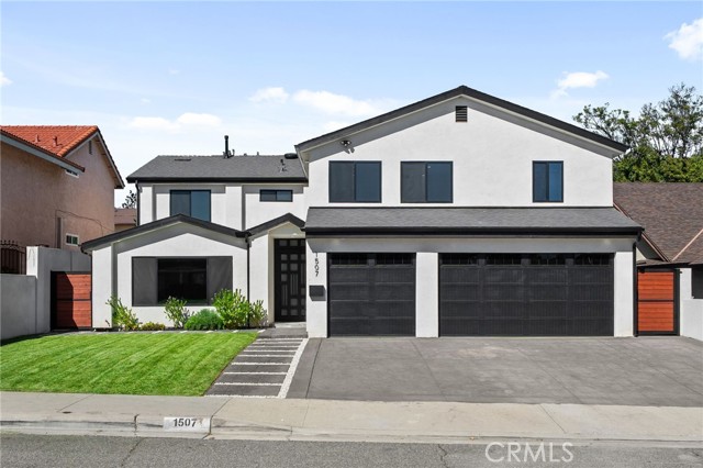 Front Image Thumbnail for CRCV25252971