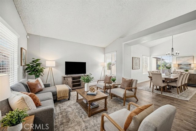 Detail Gallery Image 7 of 64 For 22320 Spur Brook Dr, Wildomar,  CA 92595 - 3 Beds | 2/1 Baths