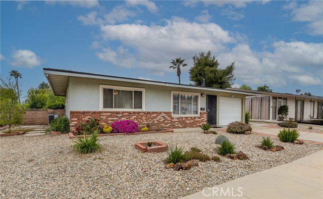 Detail Gallery Image 2 of 22 For 11914 4th St, Yucaipa,  CA 92399 - 2 Beds | 1 Baths