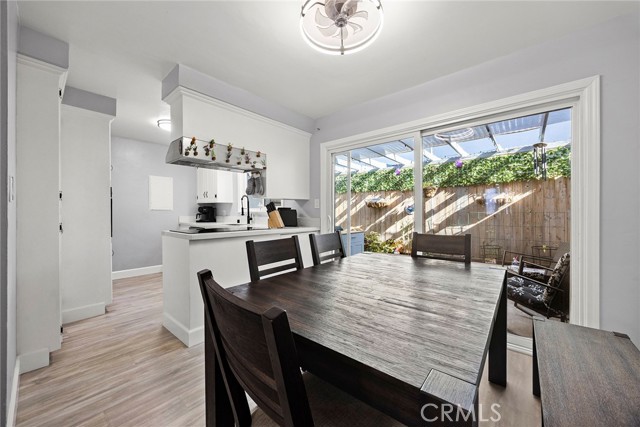 Detail Gallery Image 9 of 29 For 313 N Acacia #C, Fullerton,  CA 92831 - 2 Beds | 1/1 Baths