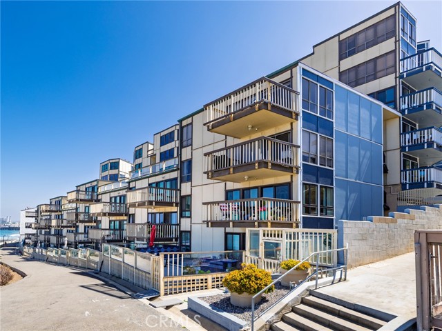 625 Esplanade, Redondo Beach, California 90277, 2 Bedrooms Bedrooms, 0 ,2 BathroomsBathrooms,Residential,For Sale,Esplanade,0,SB26109376