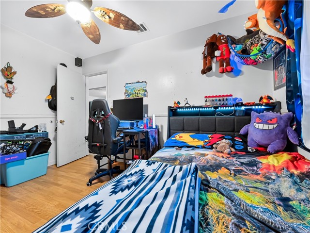 Detail Gallery Image 2 of 27 For 24058 Atwood Ave, Moreno Valley,  CA 92553 - 2 Beds | 1/1 Baths