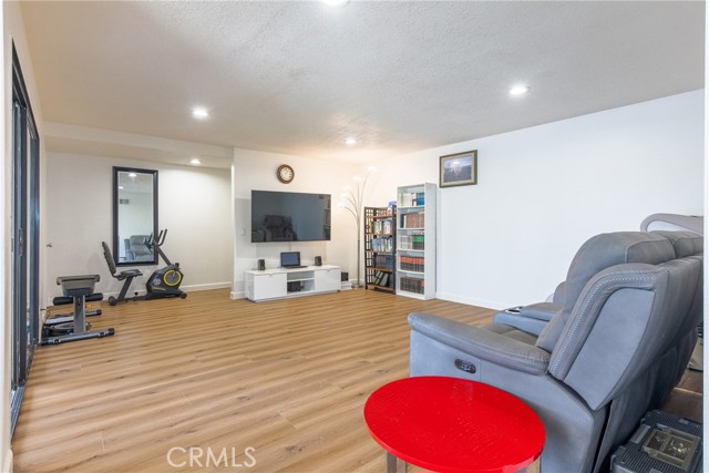 Detail Gallery Image 15 of 42 For 13526 La Jolla Cir #207-D,  La Mirada,  CA 90638 - 2 Beds | 2 Baths