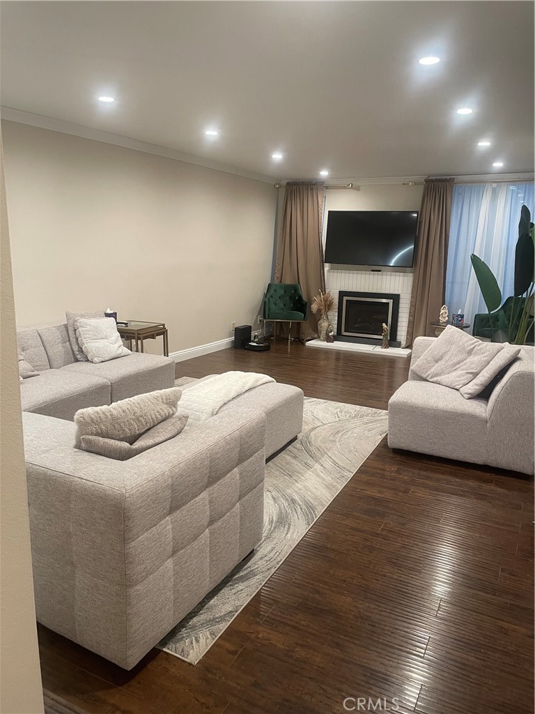 MLS #PV25185606 image #2