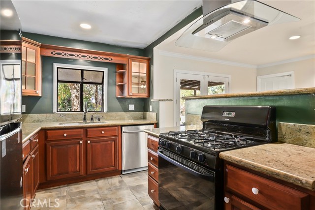 Detail Gallery Image 11 of 29 For 2213 Dogwood St, Simi Valley,  CA 93065 - 3 Beds | 2 Baths