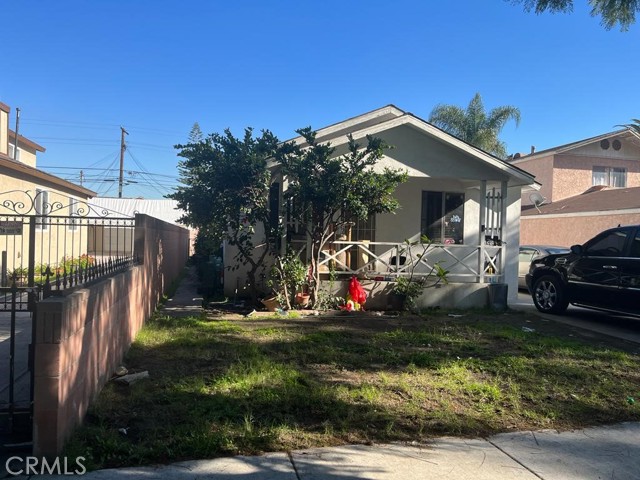 10238 San Antonio Avenue, South Gate, CA, 90280 10238 San Antonio Avenue, South Gate, CA, 90280
