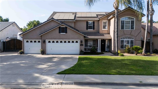 6028 W Evergreen Avenue, Visalia CA: https://media.crmls.org/medias/f40cb052-08b1-4ded-bcde-c4b1ac36cfd9.jpg