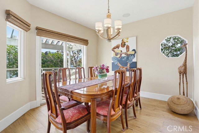 Detail Gallery Image 15 of 73 For 2661 Point Del Mar, Corona Del Mar,  CA 92625 - 4 Beds | 3/1 Baths