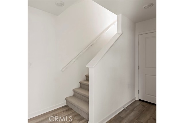 Detail Gallery Image 2 of 26 For 9831 La Serna Dr #1,  Whittier,  CA 90605 - 3 Beds | 3 Baths