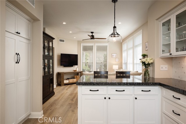 Image 10 of 59 For 33 Calle Del Norte