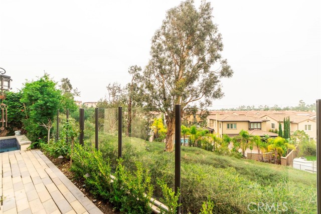 126 Long Fence, Irvine CA: https://media.crmls.org/medias/f40f6b09-ef80-4f89-b90b-3213944b52c8.jpg