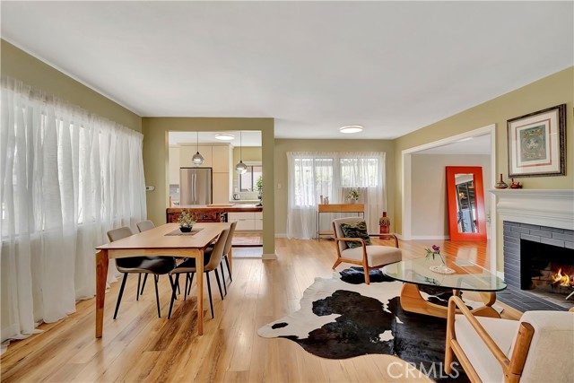 Detail Gallery Image 3 of 30 For 3235 Faust Ave, Long Beach,  CA 90808 - 2 Beds | 1 Baths