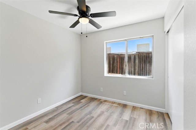 11979 Savona Dr, Fontana CA: https://media.crmls.org/medias/f4104a86-2987-4077-a5cc-c088e60e2d5e.jpg