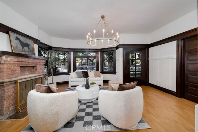 4 Bed Home for Sale in Los Angeles, California
