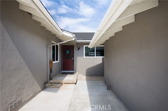 Image 3 for 1717 E Briarvale Ave, Anaheim, CA 92805