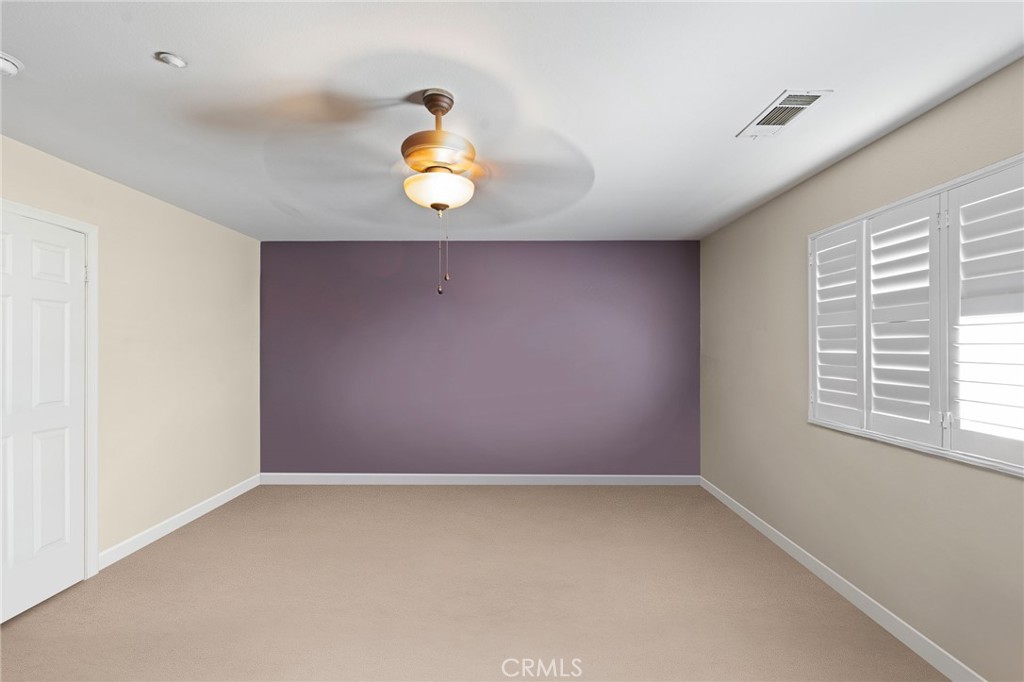 https://media.crmls.org/medias/f411db0a-7088-408c-863b-7f9ffe6aedb3.jpg?preset=X-Large