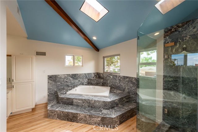 Detail Gallery Image 20 of 33 For 2007 W 180th Pl, Torrance,  CA 90504 - 4 Beds | 3 Baths