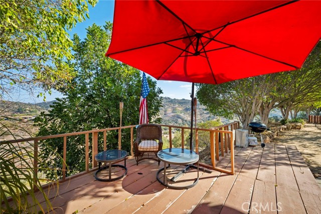 2311 Rose Road, Fallbrook CA: https://media.crmls.org/medias/f4120095-ade9-4d11-a34d-b7e694de8272.jpg