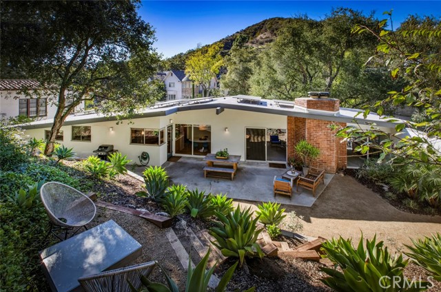 Detail Gallery Image 51 of 54 For 2820 E Chevy Chase Dr, Glendale,  CA 91206 - 2 Beds | 2 Baths