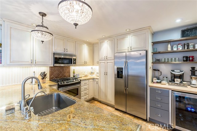 33 Seaview Drive S, Rolling Hills Estates, California 90274, 3 Bedrooms Bedrooms, ,2 BathroomsBathrooms,Residential,Sold,Seaview Drive S,SB17028621