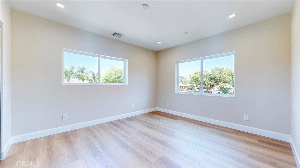 F413C083 F6Db 4C62 A1Be 87Ccf425C165 421 N Catalina Street, Burbank, Ca 91505 &Lt;Span Style='BackgroundColor:transparent;Padding:0Px;'&Gt; &Lt;Small&Gt; &Lt;I&Gt; &Lt;/I&Gt; &Lt;/Small&Gt;&Lt;/Span&Gt;