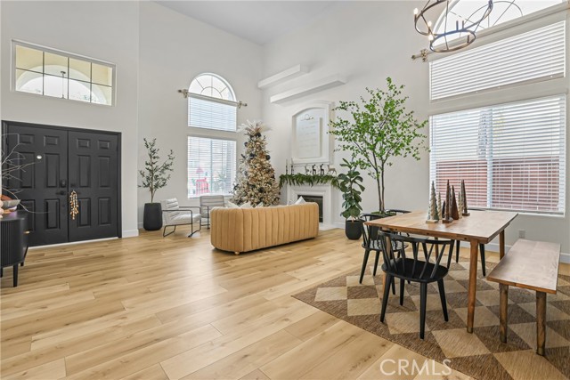 Detail Gallery Image 17 of 61 For 23859 via Segovia, Murrieta,  CA 92562 - 5 Beds | 3/1 Baths