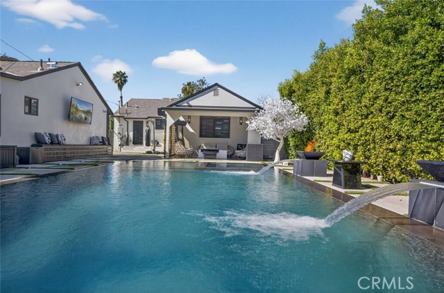 Detail Gallery Image 53 of 64 For 4926 Greenbush Ave, Sherman Oaks,  CA 91423 - 4 Beds | 3 Baths