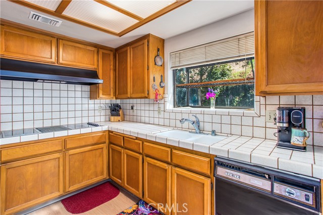 Image 6 of 24 For 5140 Caldera Court