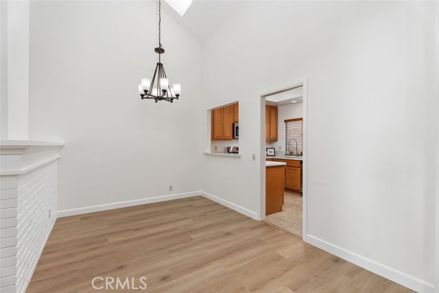 Detail Gallery Image 6 of 15 For 17 Dartmouth, Irvine,  CA 92612 - 2 Beds | 2 Baths