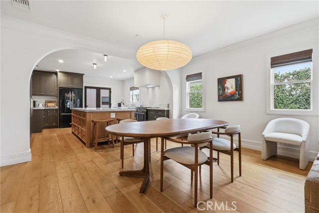 2932 Edgehill photo 14