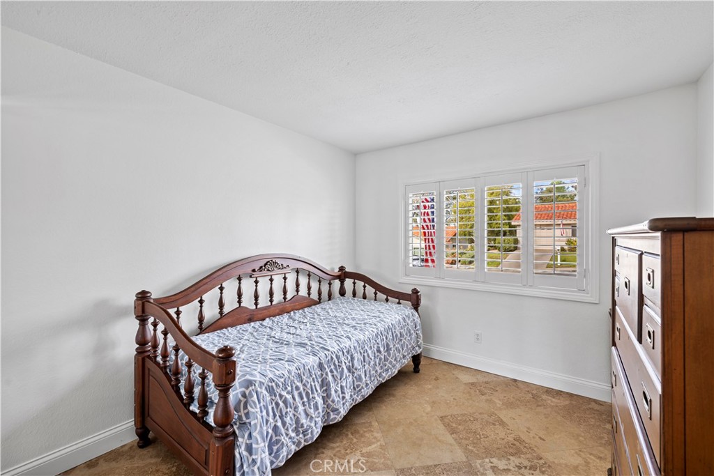 MLS #OC25257462 image #15