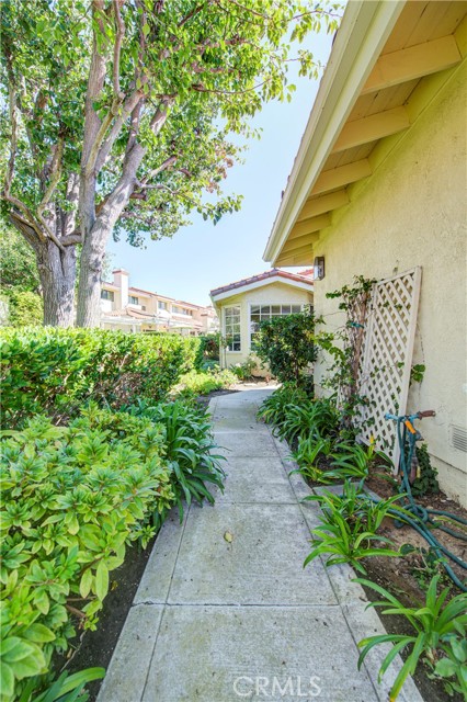 28 Sausalito Circle, Manhattan Beach, California 90266, 2 Bedrooms Bedrooms, ,1 BathroomBathrooms,Residential,Sold,Sausalito,SB21209535