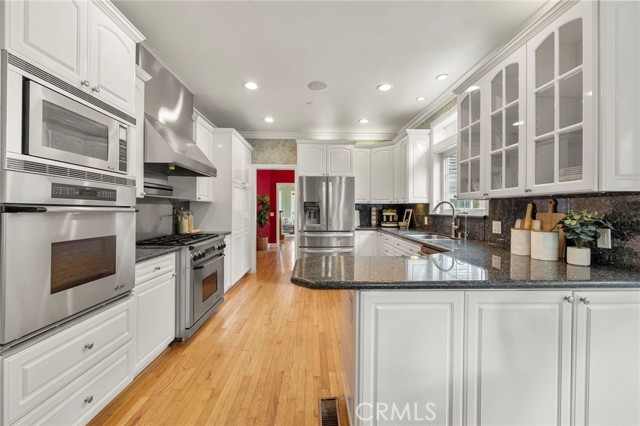 3352 Via Zara, Fallbrook CA: https://media.crmls.org/medias/f4185549-0da2-42a3-b345-de3cb2dbd084.jpg