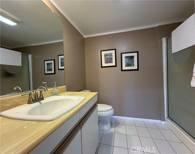 3663 Los Feliz Boulevard, Los Angeles CA: https://media.crmls.org/medias/f418a1a9-72ed-43bd-84ef-a772d3953ba0.jpg